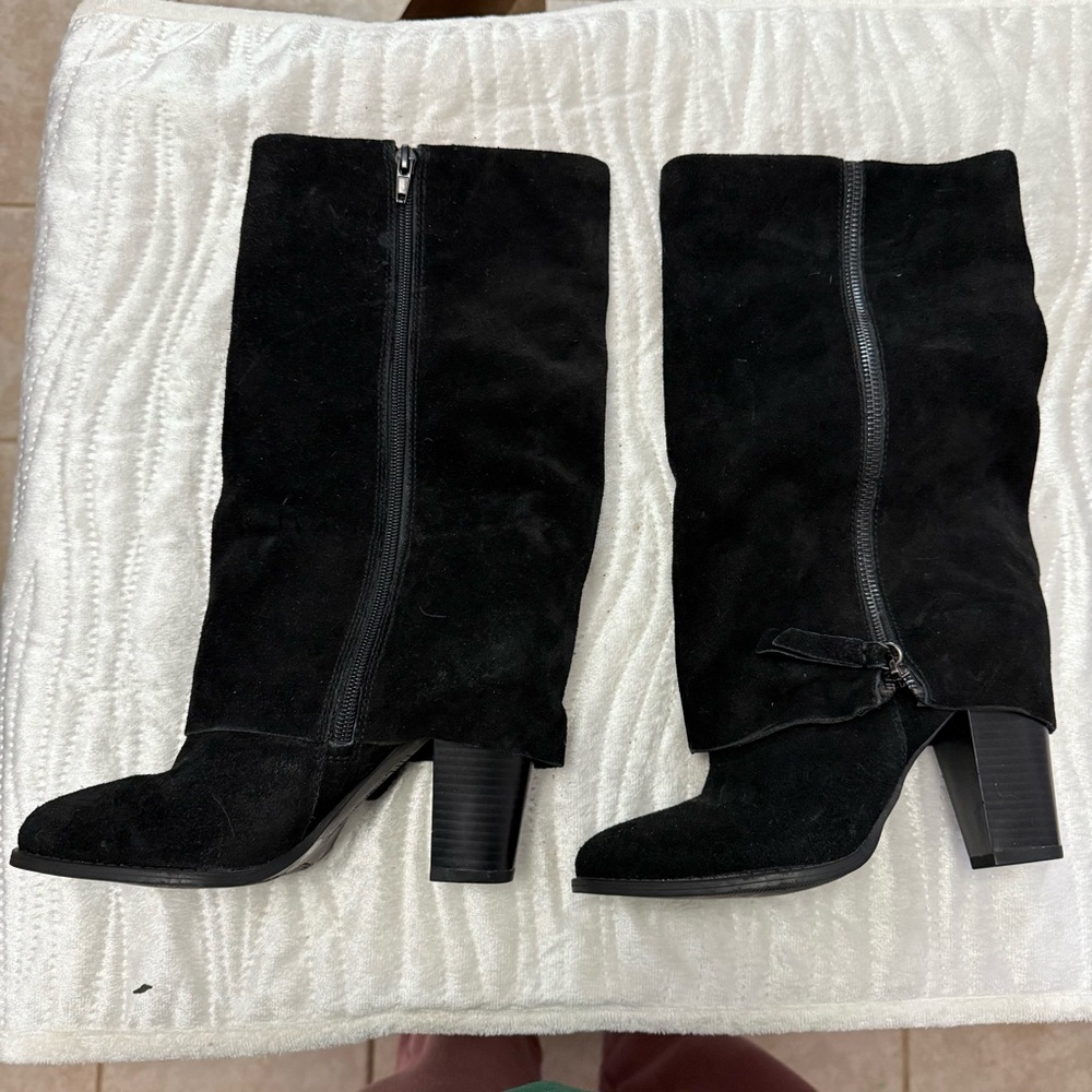 NWOT boots
